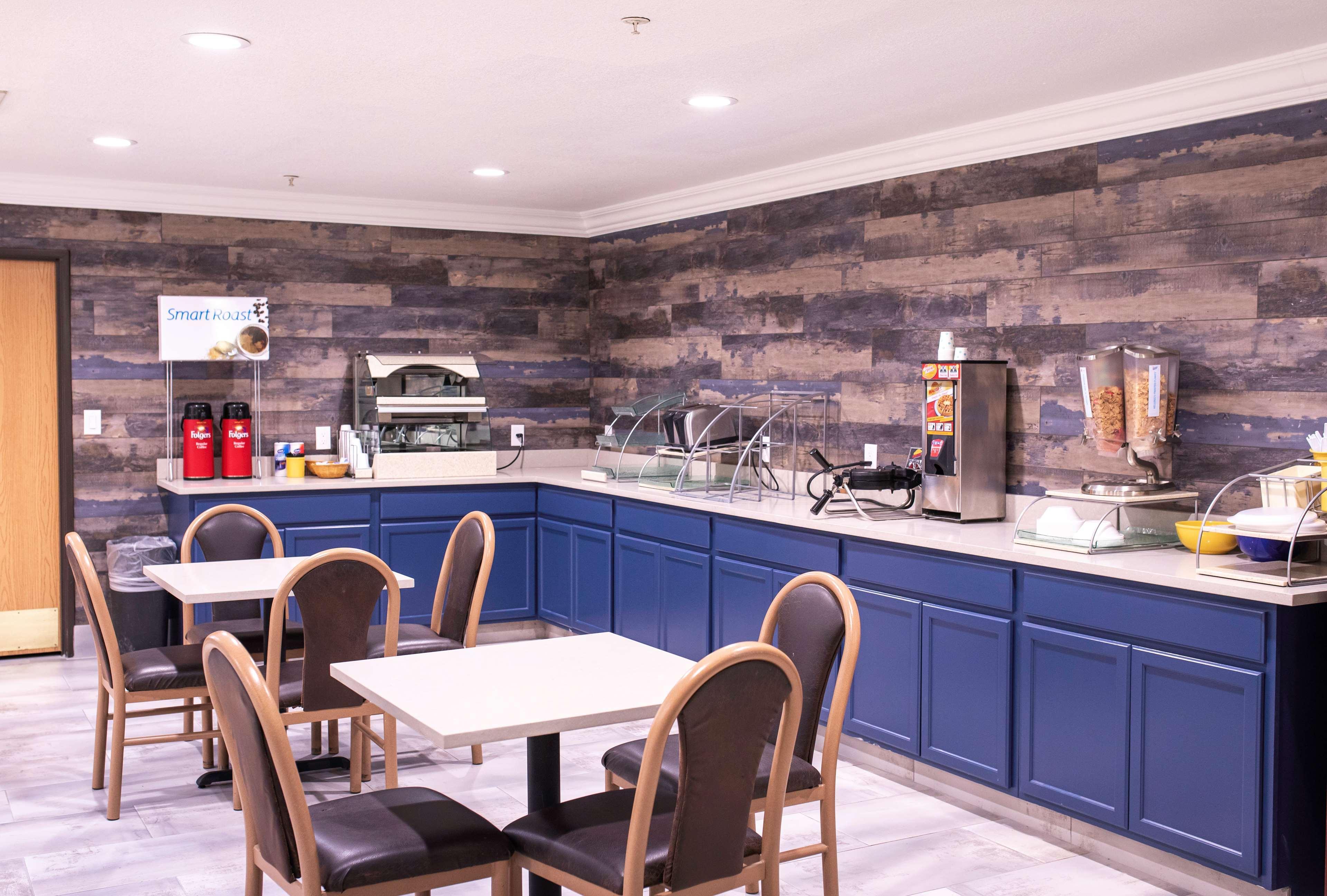 Surestay Plus By Best Western Fort Worth Benbrook Εξωτερικό φωτογραφία