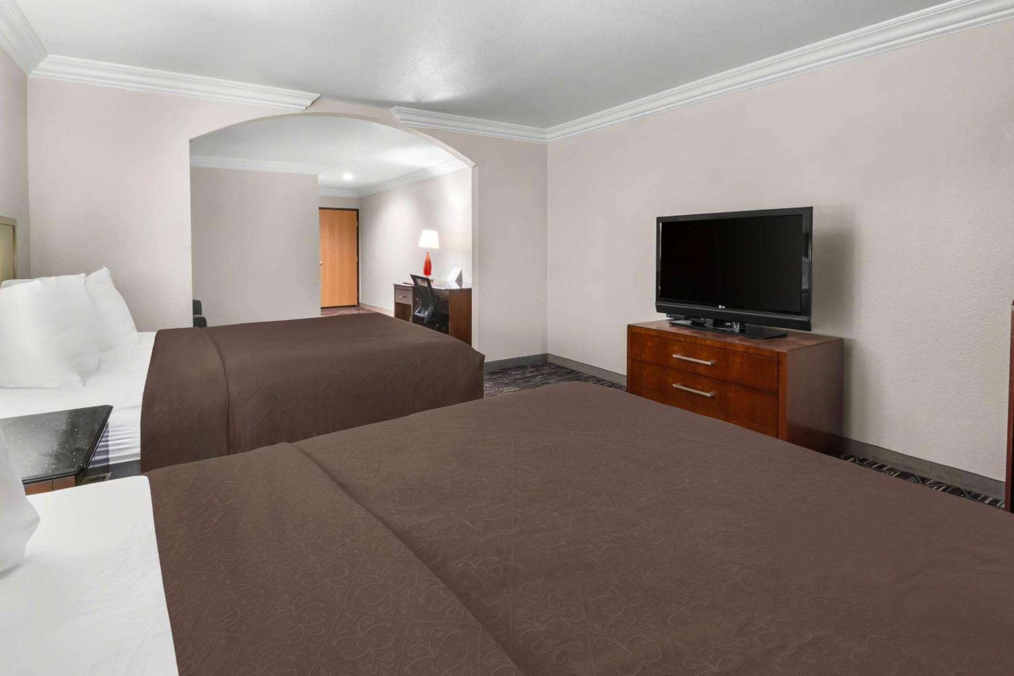 Surestay Plus By Best Western Fort Worth Benbrook Εξωτερικό φωτογραφία