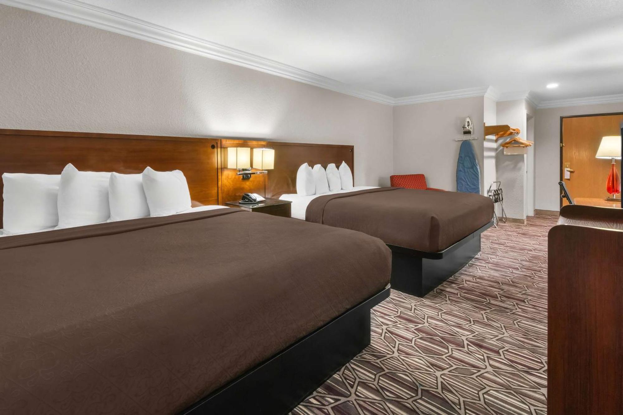 Surestay Plus By Best Western Fort Worth Benbrook Εξωτερικό φωτογραφία