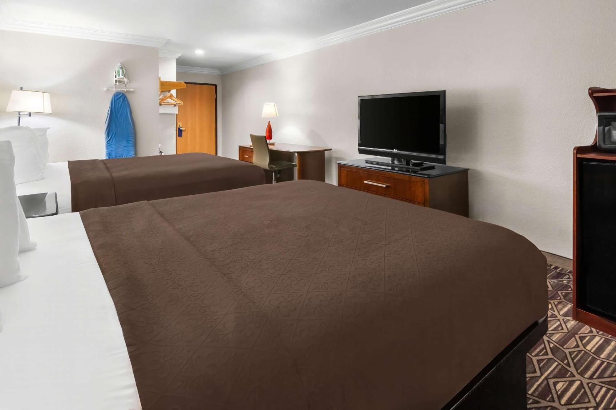 Surestay Plus By Best Western Fort Worth Benbrook Εξωτερικό φωτογραφία