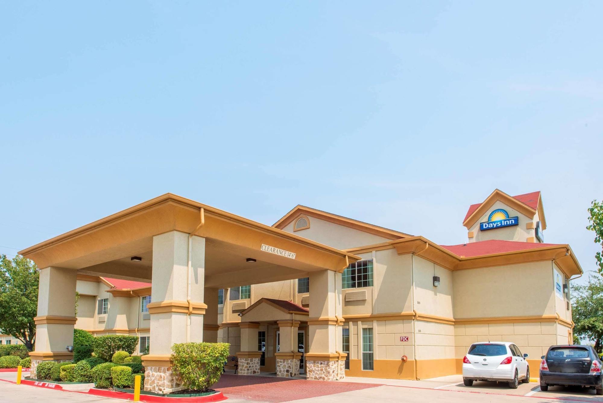 Surestay Plus By Best Western Fort Worth Benbrook Εξωτερικό φωτογραφία
